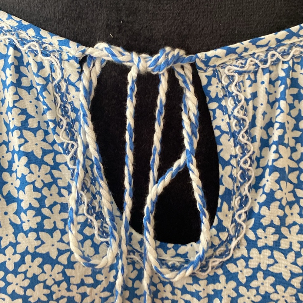 Max Studio Flowing Spring Blouse - image 3